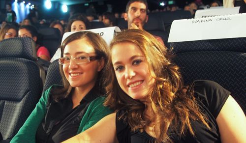 Rocío Acosta y Marina Cruz, antes de entregar el Premio TAI. Rocío Acosta y Marina Cruz, antes de entregar el Premio TAI.